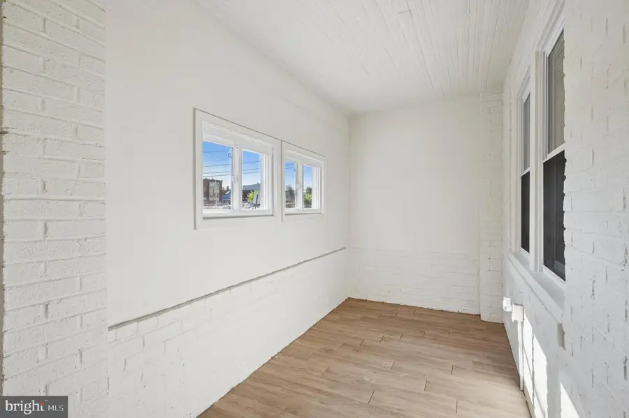 443 Darby Ter, Darby, PA 19023 - Image #2