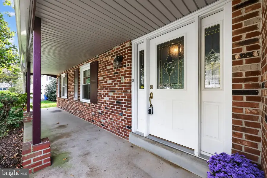 21 Berkshire Dr, Wallingford, PA 19086 - Image #3