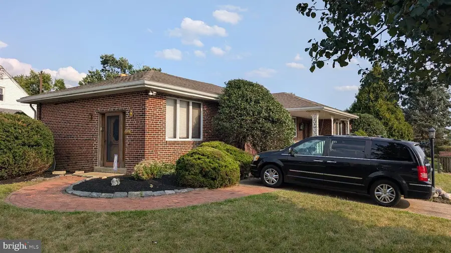 1126 Grant Ave, Woodlyn, PA 19094 - Image #3