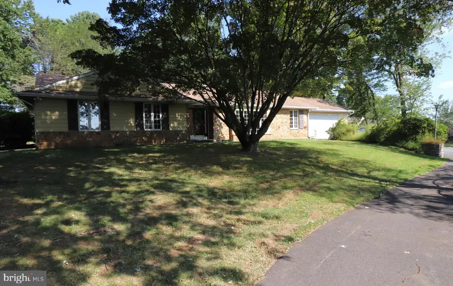 2734 Old Cedar Grove Rd, Broomall, PA 19008 - Image #2