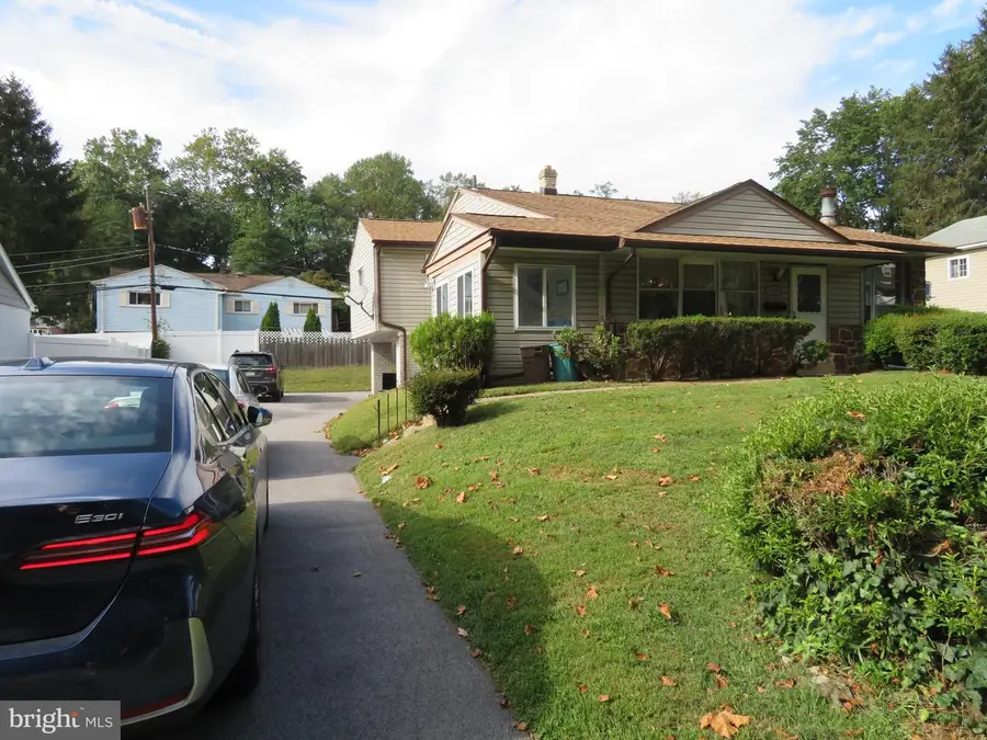 1741 Lawrence Rd, Havertown, PA 19083 - Image #2
