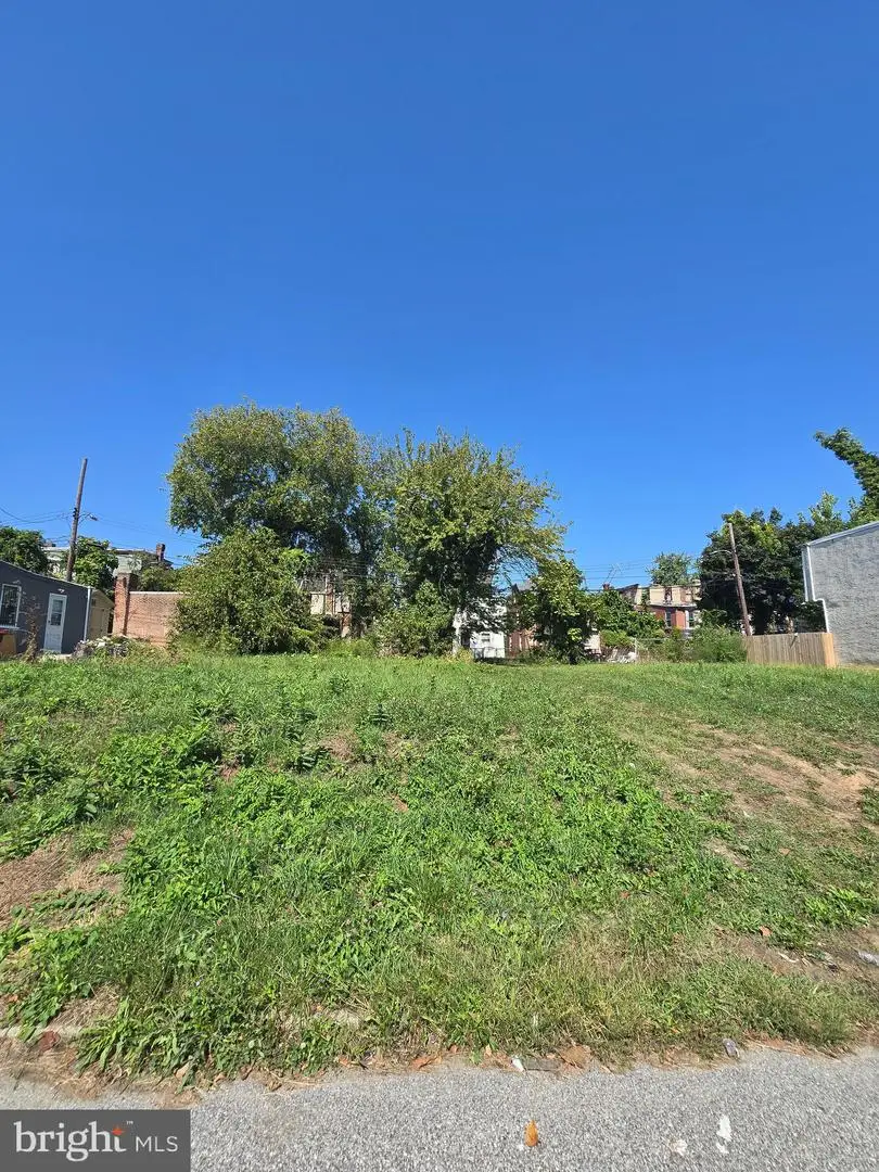 224 Woodrow St, Chester, PA 19013 - Image #2