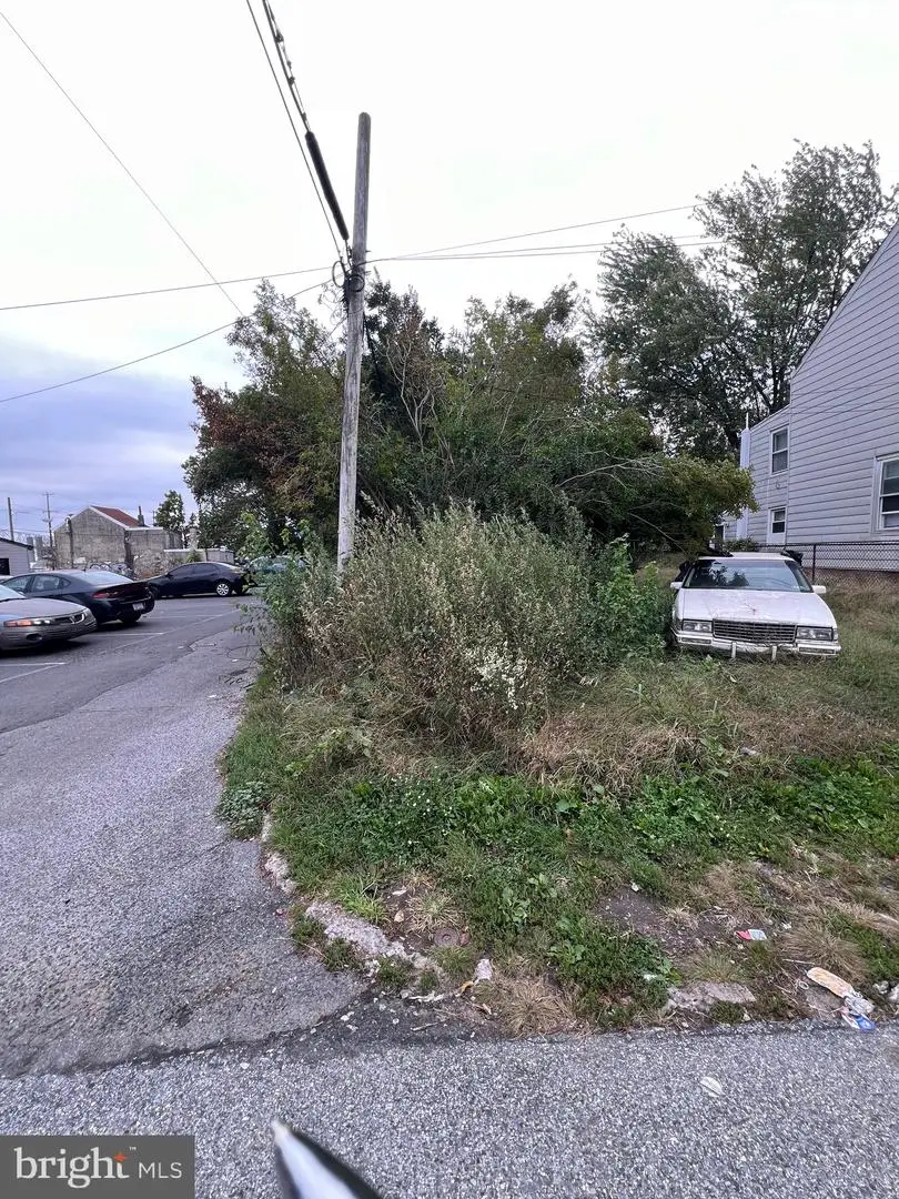 216 Kerlin St, Chester, PA 19013 - Image #1