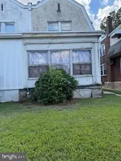 126 Hansen Ter, Darby, PA 19023 - Image #1