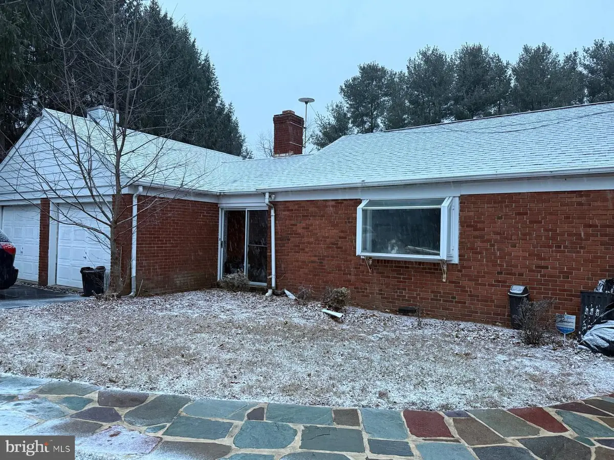 464 Conard Dr, Springfield, PA 19064 - Image #1