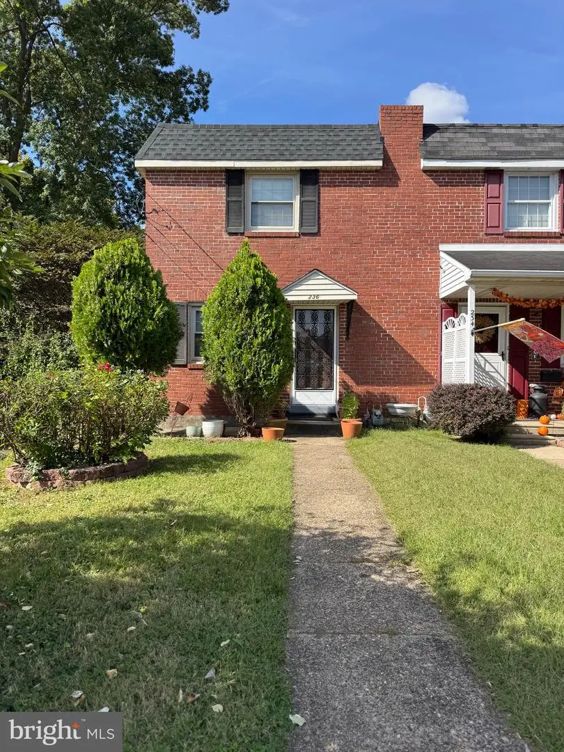 236 Willard Dr, Ridley Park, PA 19078 - Image #1