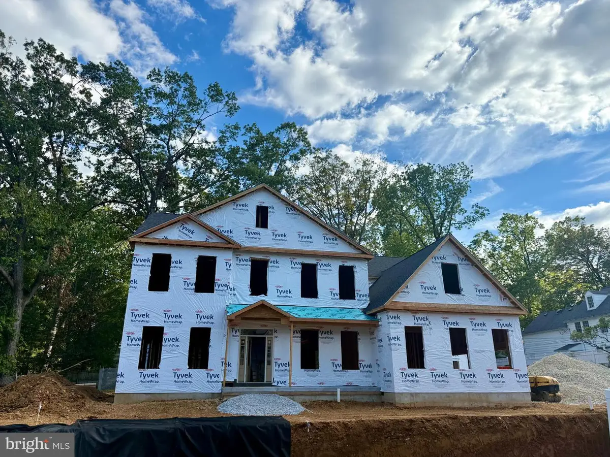 50 Fariston Rd, Wayne, PA 19087 - Image #1