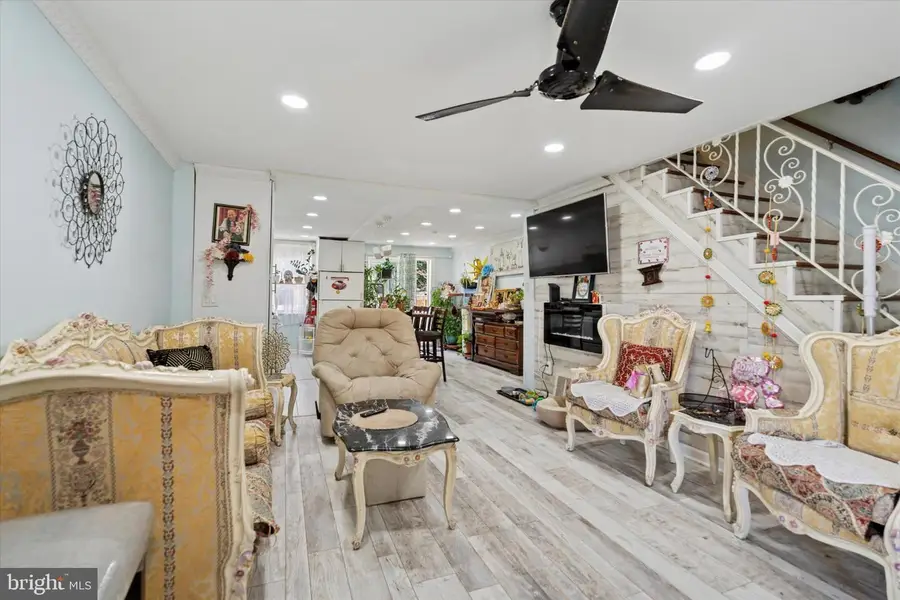 2548 Irvington Rd, Drexel Hill, PA 19026 - Image #2