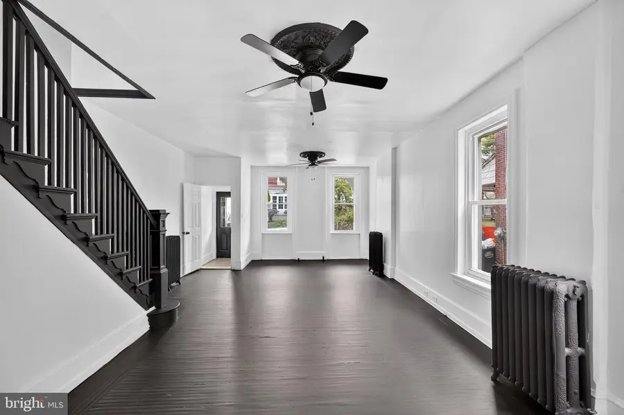 15 E 18th St, Chester, PA 19013 - Image #2