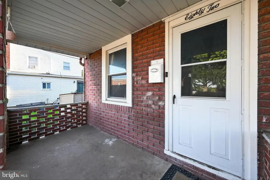 82 Marple Ave, Clifton Heights, PA 19018 - Image #3