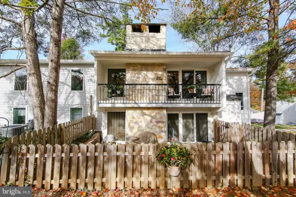 211 E Chelsea Cir, NEWTOWN SQUARE, PA 19073