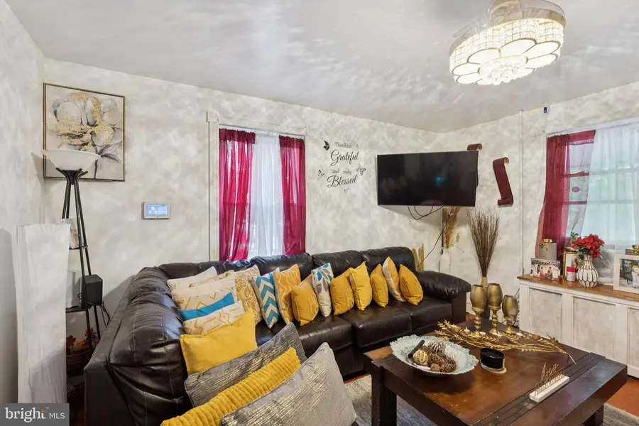 543 Bloomfield Ave, Drexel Hill, PA 19026 - Image #3