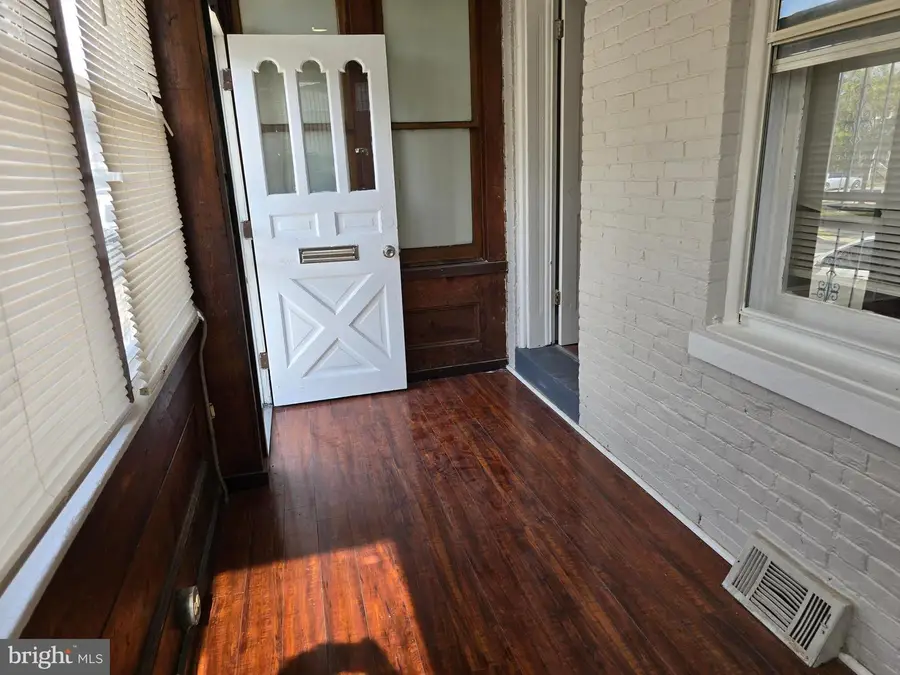 1105 W 8th St, Chester, PA 19013 - Image #2