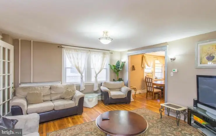 125 Heather Rd, Upper Darby, PA 19082 - Image #3