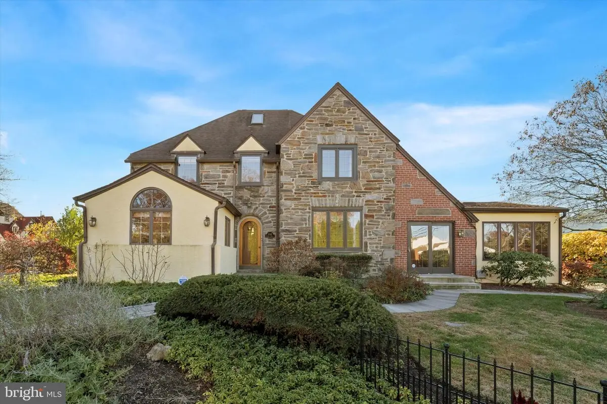 1042 Blythe Ave, Drexel Hill, PA 19026 - #1