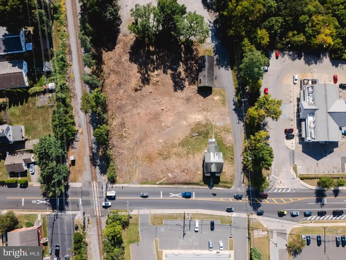 610 N Swarthmore Ave, Ridley Park, PA 19078 - Image #1