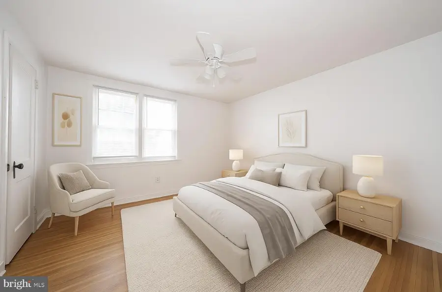 7819 Westview Ave, Upper Darby, PA 19082 - Image #2