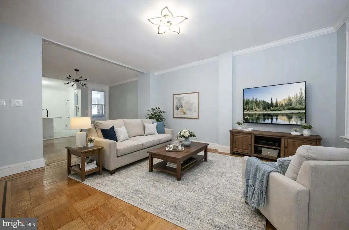 212 Copley Rd, Upper Darby, PA 19082 - Image #1