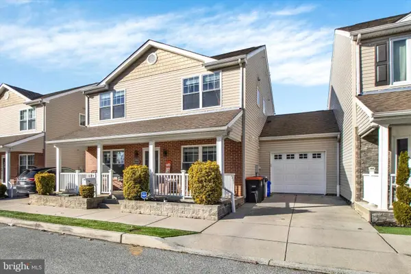 2008 W Union St, CHESTER, PA 19013