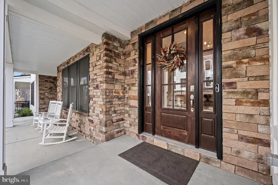 337 Horseshoe Trl, Newtown Square, PA 19073 - Image #3