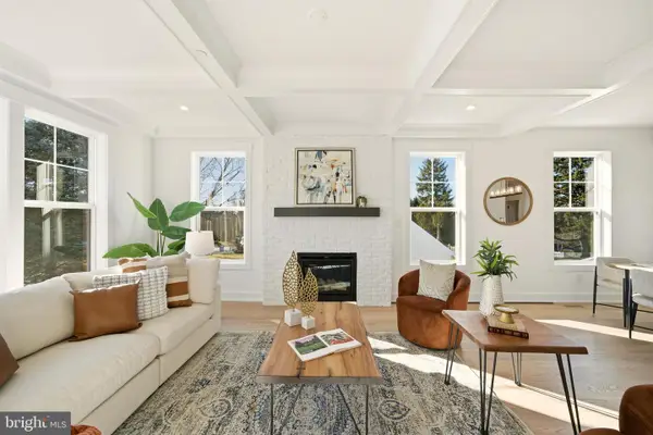 204 3rd Ave, NEWTOWN SQUARE, PA 19073