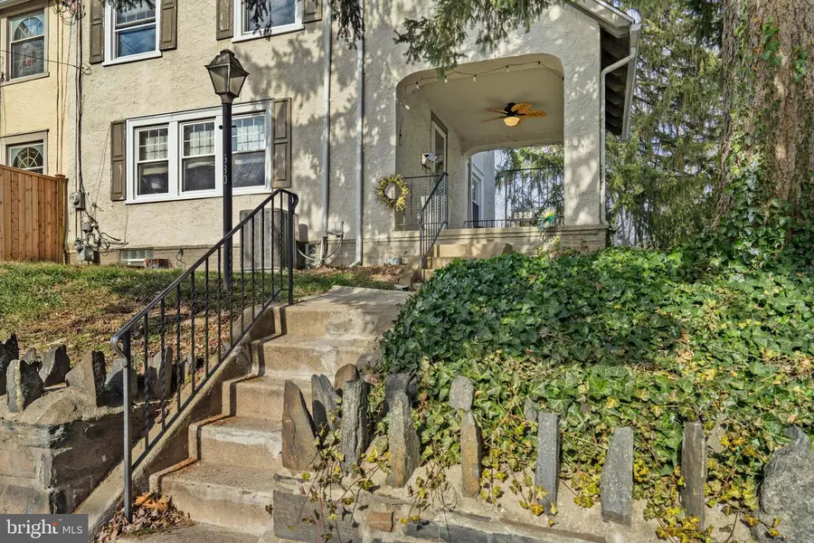 530 E Manoa Rd, Havertown, PA 19083 - Image #2