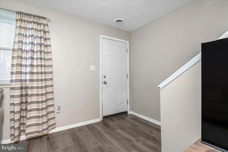 4211 W 5th St, Marcus Hook, PA 19061 - #2