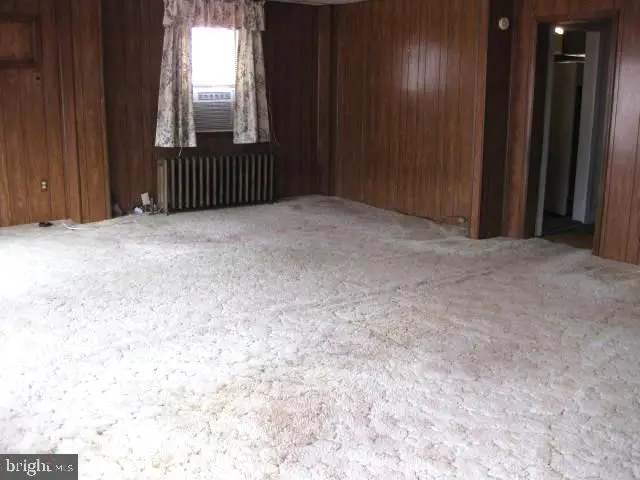 1631 Mccay Ave, Upper Chichester, PA 19061 - Image #2