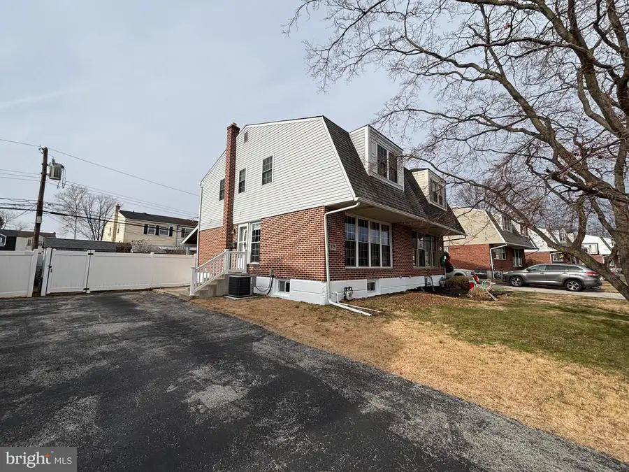 829 Hood Rd, Swarthmore, PA 19081 - Image #3