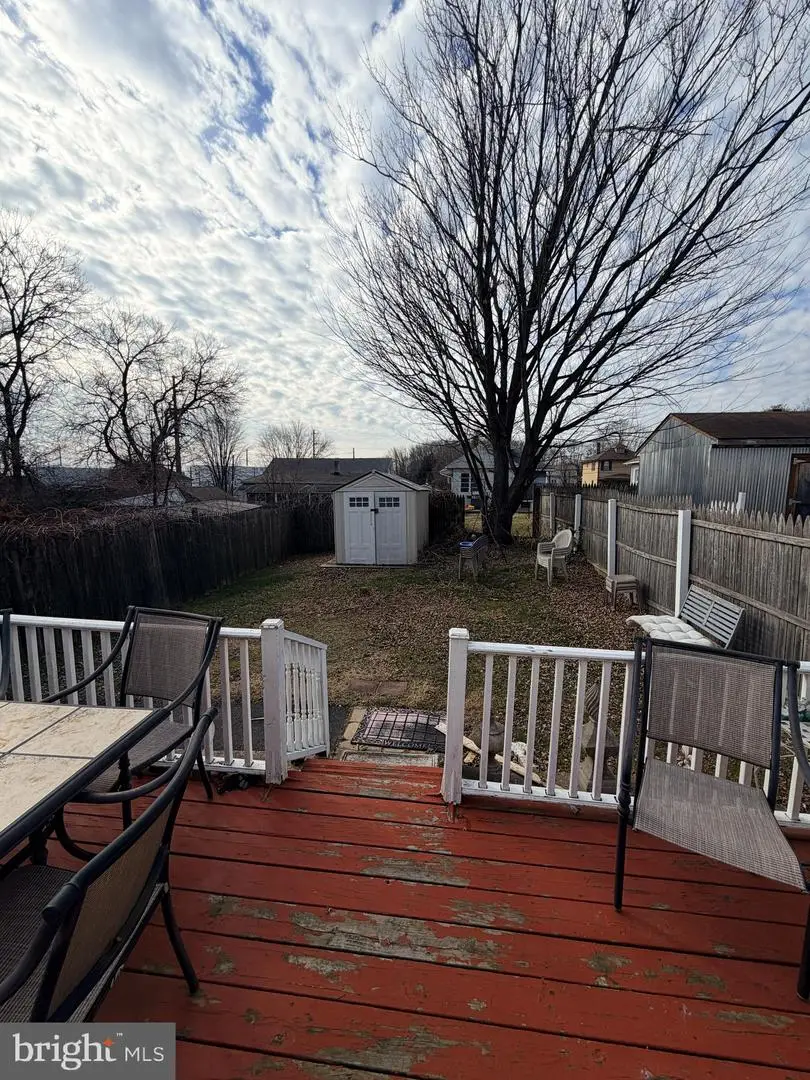1471 Tallylynn Ave, Marcus Hook, PA 19061 - Image #2