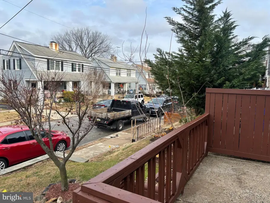 227 N Linden Ave, Upper Darby, PA 19082 - Image #2