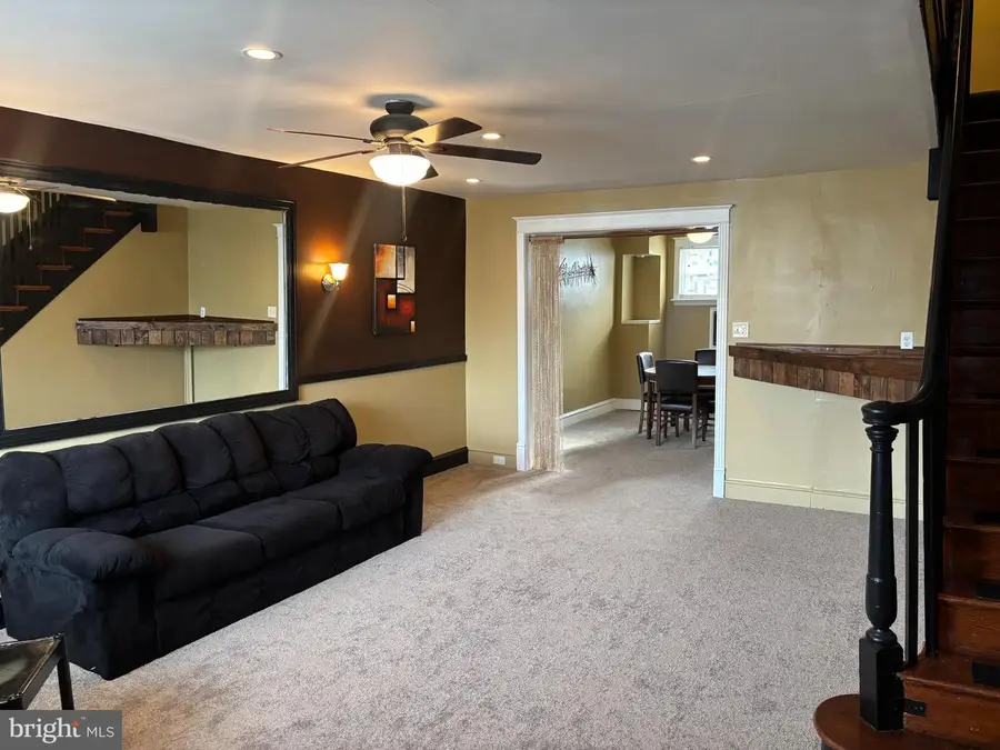 227 N Linden Ave, Upper Darby, PA 19082 - Image #3