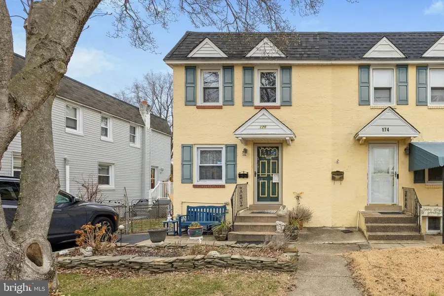 176 Crum Creek Dr, Woodlyn, PA 19094 - Image #3