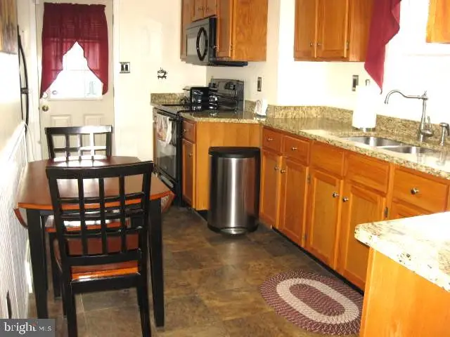 525 Taylor Ave, Upper Chichester, PA 19061 - Image #2