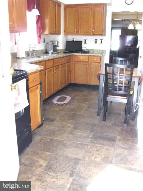 525 Taylor Ave, Upper Chichester, PA 19061 - Image #3