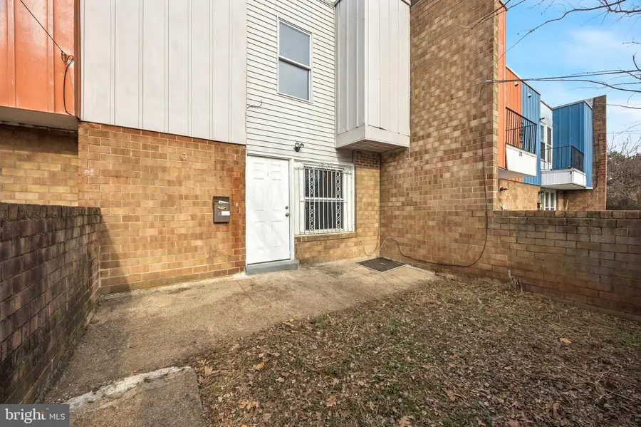 1340 W 7th St, Chester, PA 19013 - Image #2