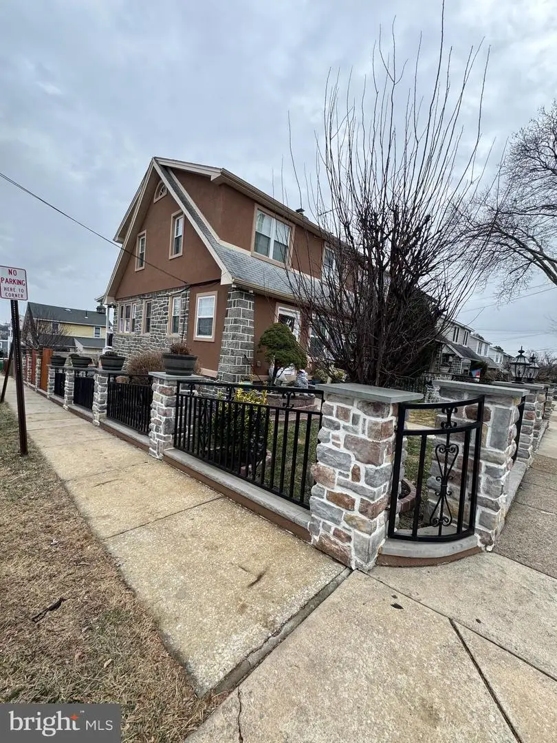 15 Kenmore Rd, Upper Darby, PA 19082 - Image #2