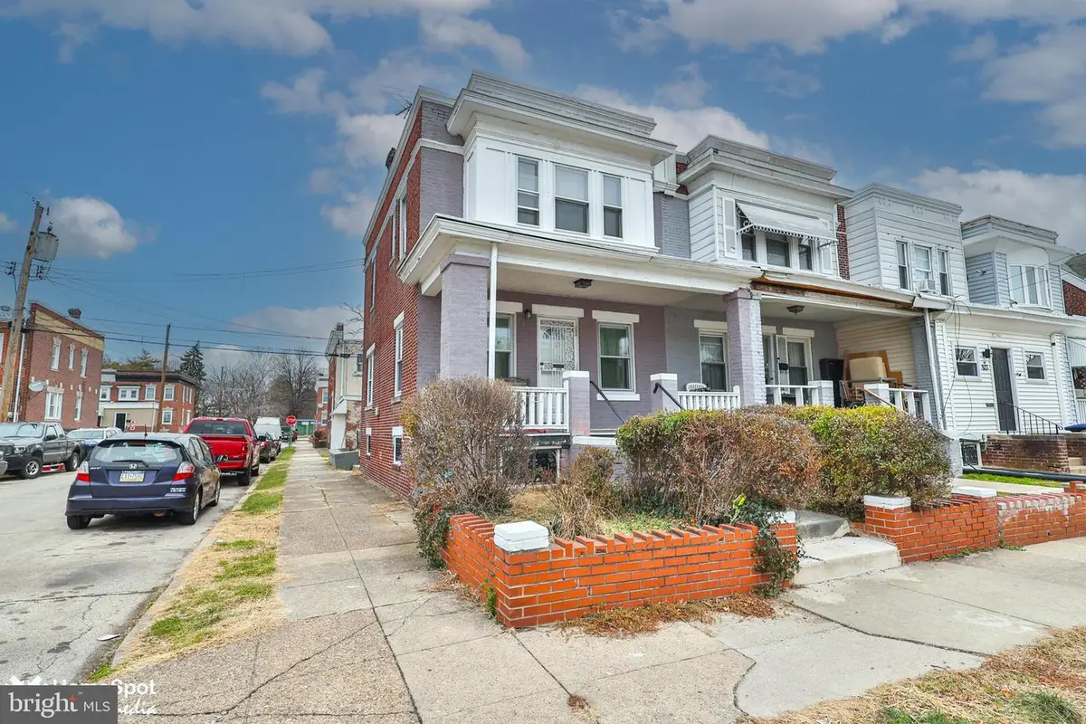 937 Mcdowell Ave, Chester, PA 19013 - Image #1