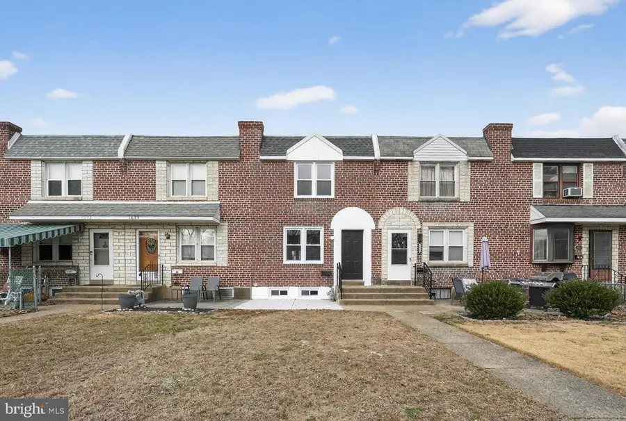 1087 Taylor Dr, Folcroft, PA 19032 - Image #2