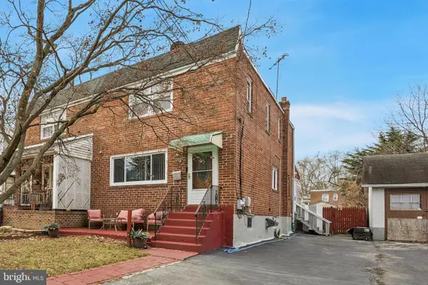 222 Collingdale Ave, DARBY, PA 19023