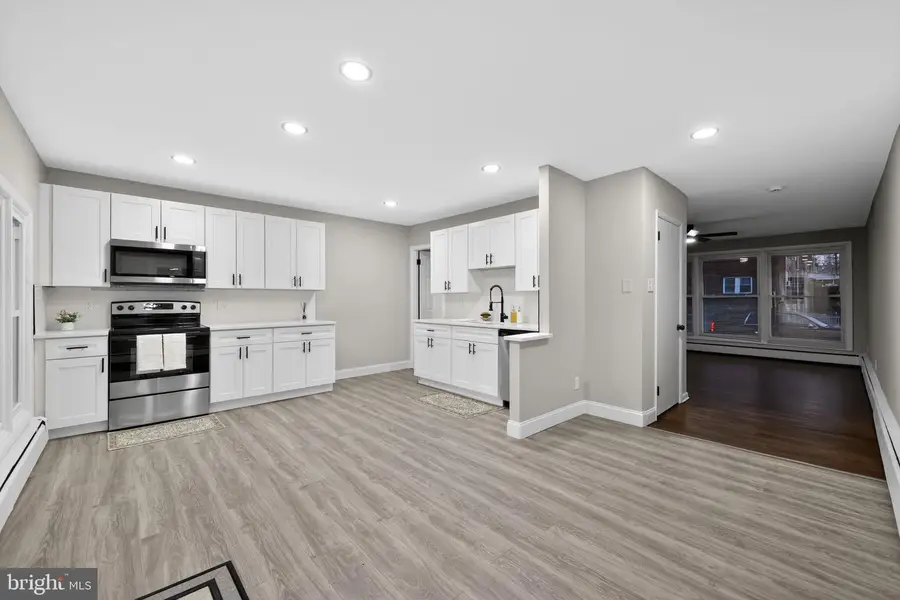 230 Houston St, Chester, PA 19013 - Image #2