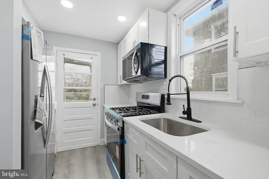 1821 Shallcross Ave, Folcroft, PA 19032 - Image #2