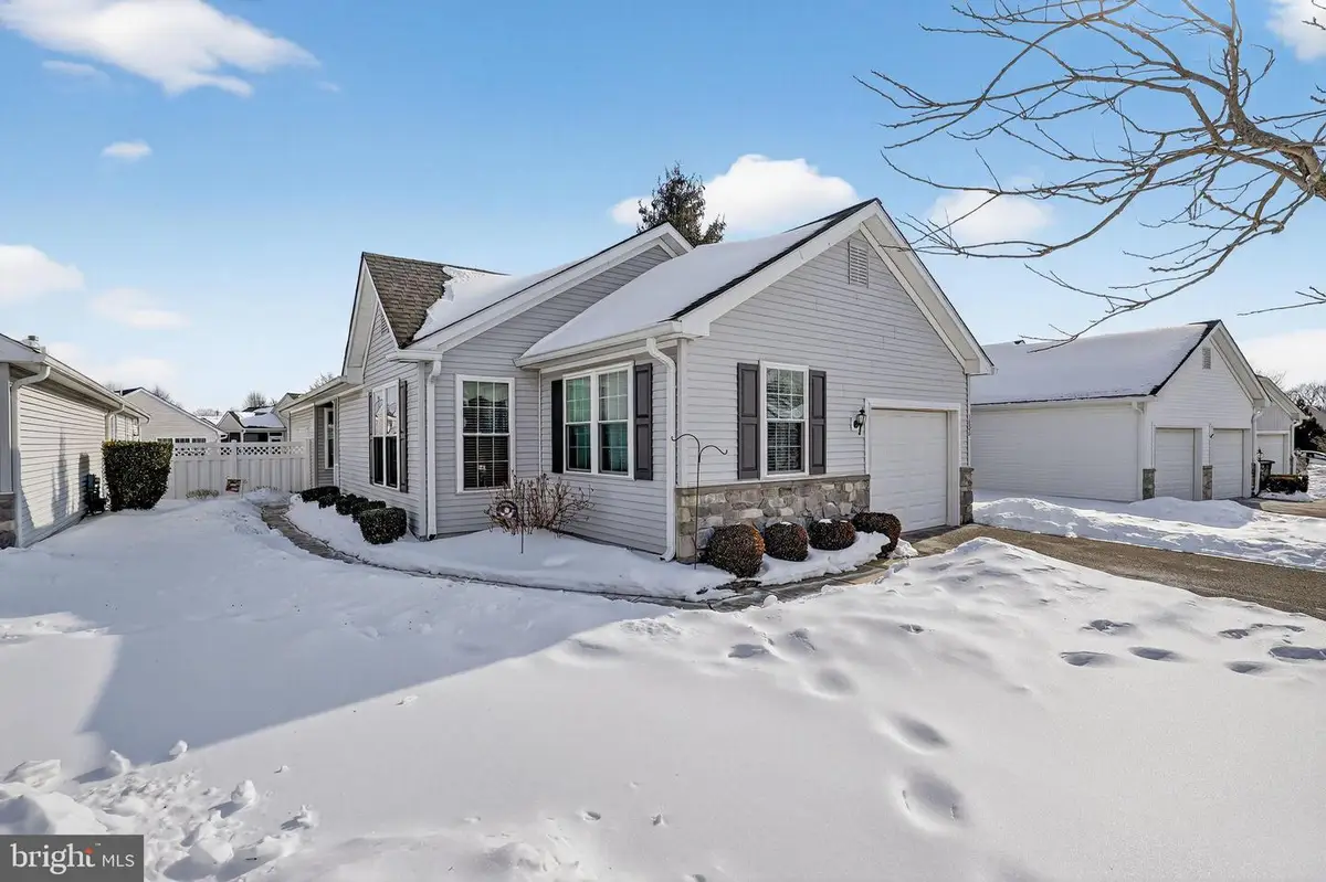 1806 Red Fox Ln, Glen Mills, PA 19342 - Image #1