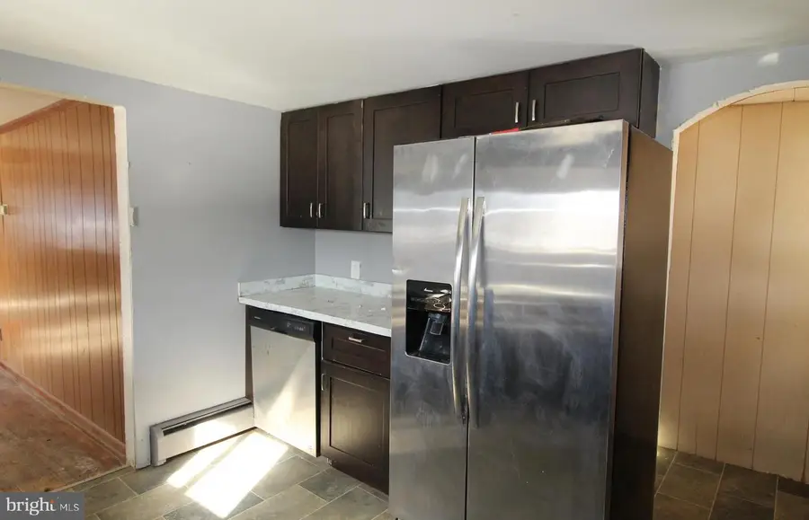 1335 Apple St, Upper Chichester, PA 19061 - Image #3