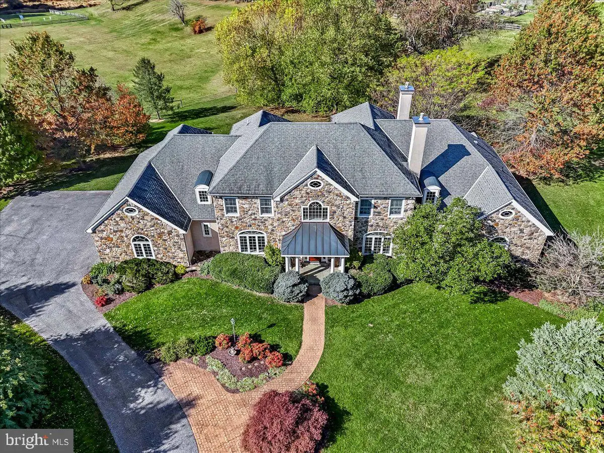 411 Webb Rd, Chadds Ford, PA 19317 - #1