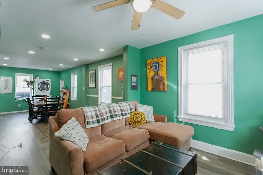 51 N 9th St, Darby, PA 19023 - #3