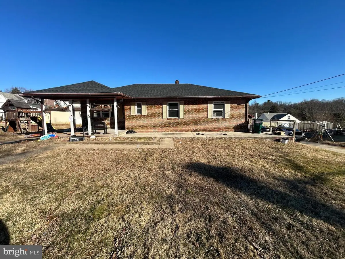 17 Ridley Dr, Wallingford, PA 19086 - #1