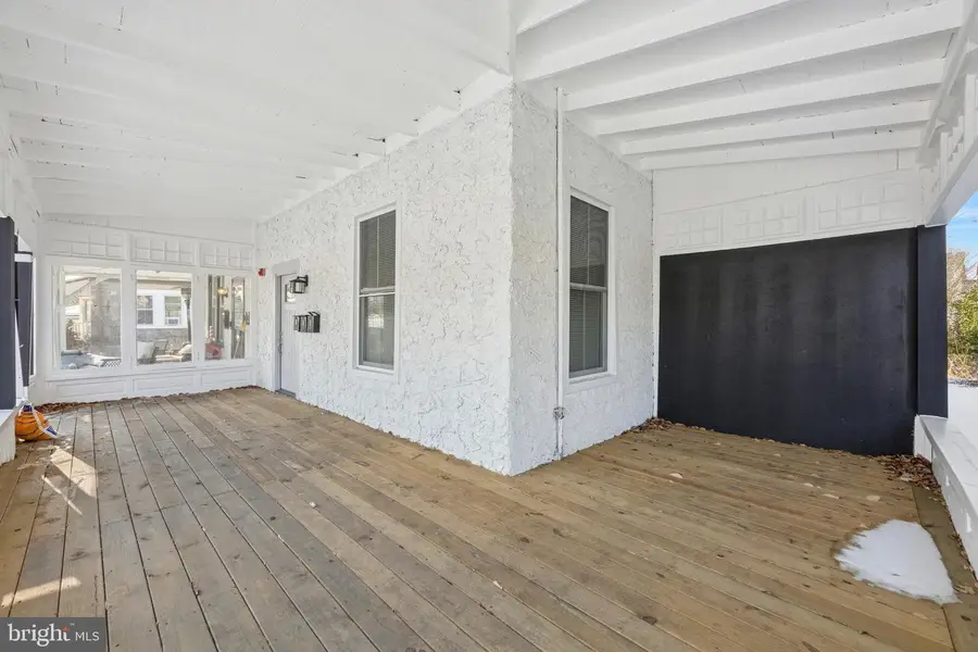 9 W Hinckley Ave, Ridley Park, PA 19078 - #2