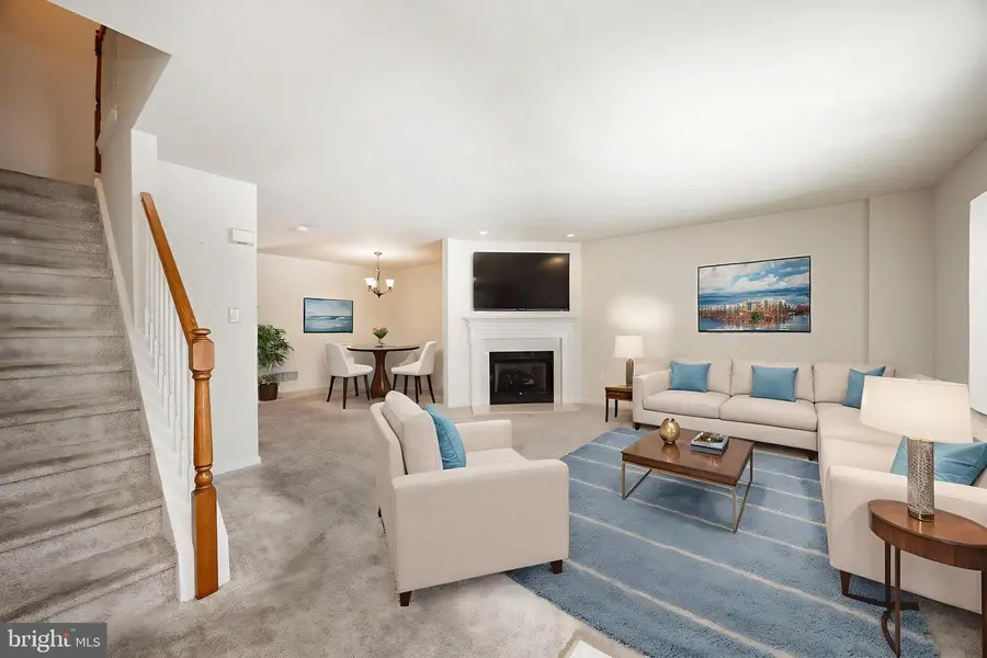 222 Spring Valley Way, Aston, PA 19014 - Image #2