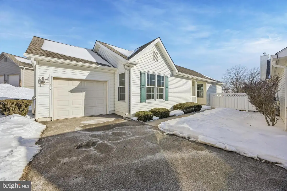 529 Fox Den Ct, Glen Mills, PA 19342 - #1